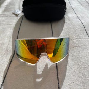 Blenders Eclipse Sunglasses (Saturn Cloud Color)